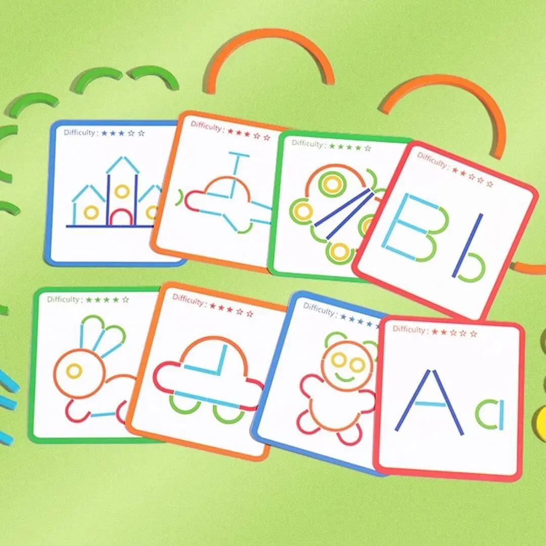 Cartes de jeu Montessori éducatif pour apprendre les formes et stimuler la créativité